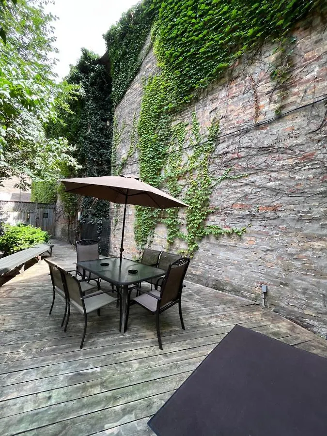 49 Hostel Toronto Canadá