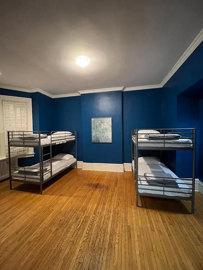 49 Hostel Toronto