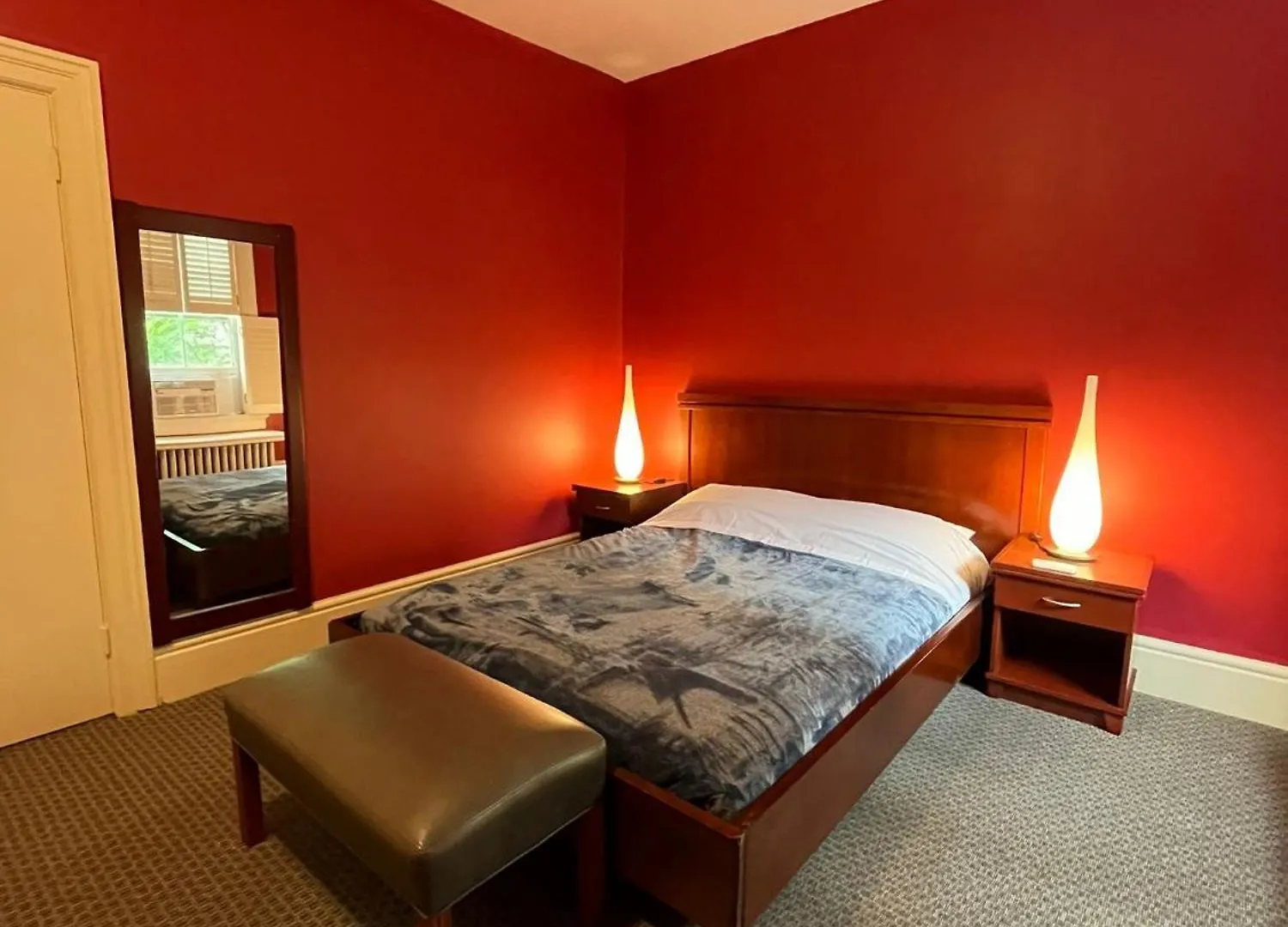 49 Hostel Toronto Holiday home